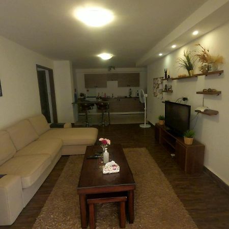 Karrain Villa-The Apartment Мадаба Екстер'єр фото
