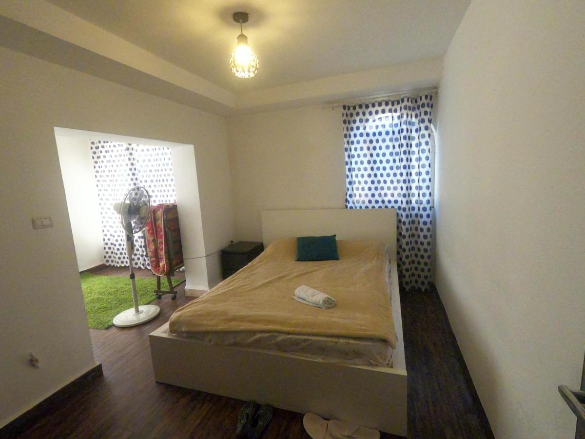 Karrain Villa-The Apartment Мадаба Екстер'єр фото